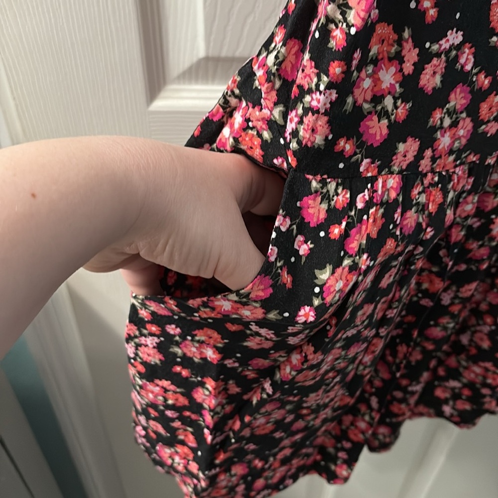 Aeropostale x Bethany Mota Floral Lightweight Romper - Picture 3 of 8